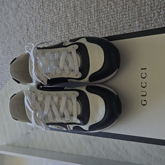Gucci Leather unisex low trainers 5 UK 7 US men's 9 women - Picture 3 of 5